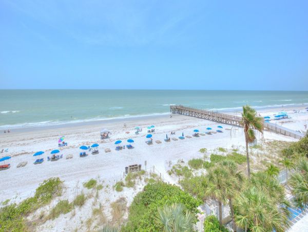 Gulf-Front Indian Shores Vacation Beach Condo 8 Guests