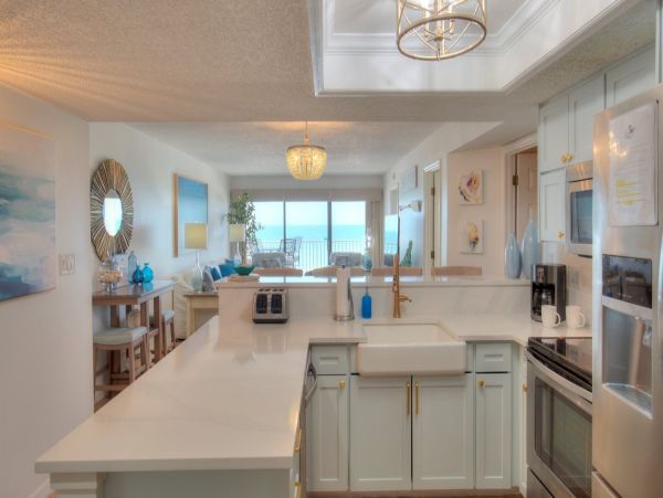 Gulf-Front Indian Shores Vacation Beach Condo 8 Guests