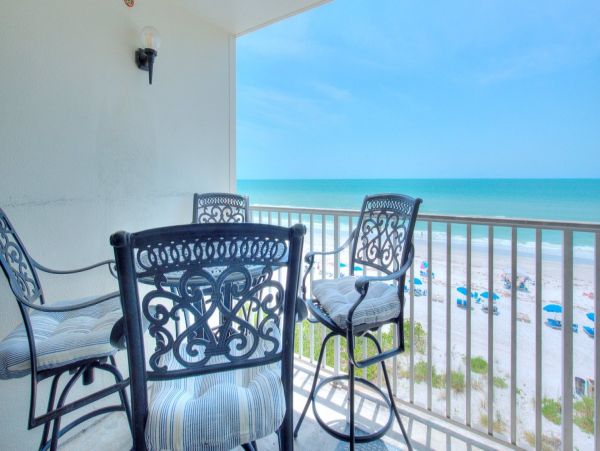 Gulf-Front Indian Shores Vacation Beach Condo 8 Guests