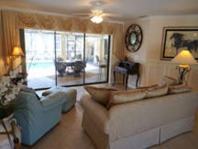 2nd Living Room Leads to Pool
