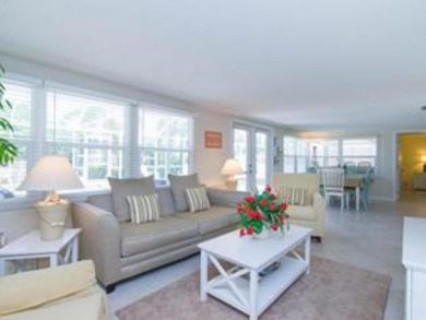 Three Bedroom House for Rent on Anna Maria Island with Pool