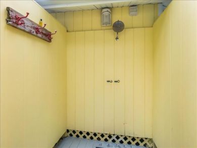 3/2 Bedroom Vacation Cottage with Pool Anna Maria Island