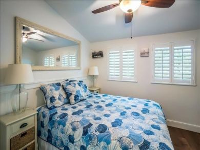 3/2 Bedroom Vacation Cottage with Pool Anna Maria Island
