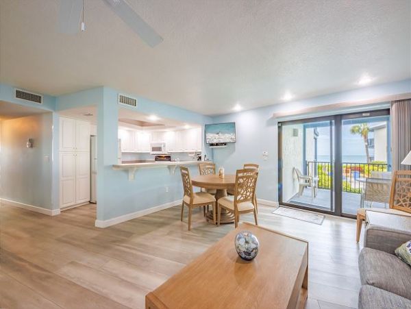 Value Priced Beach Condo on Anna Maria Island