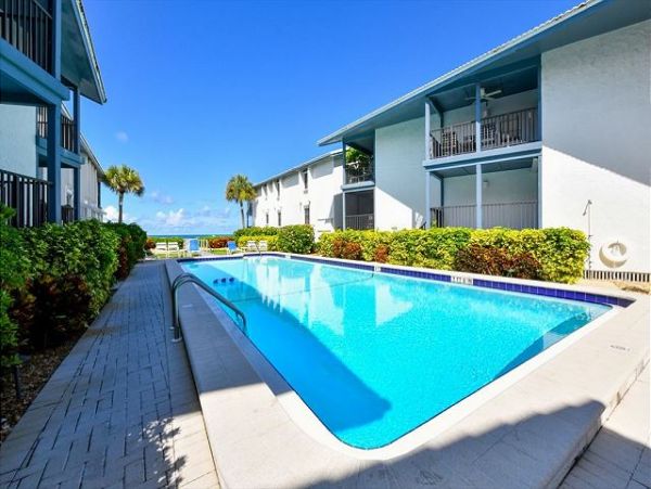 Value Priced Beach Condo on Anna Maria Island