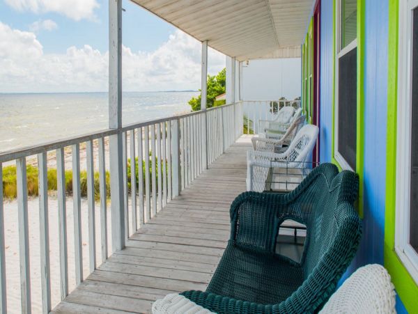 Charming Bay Front Home on North Anna Maria Island