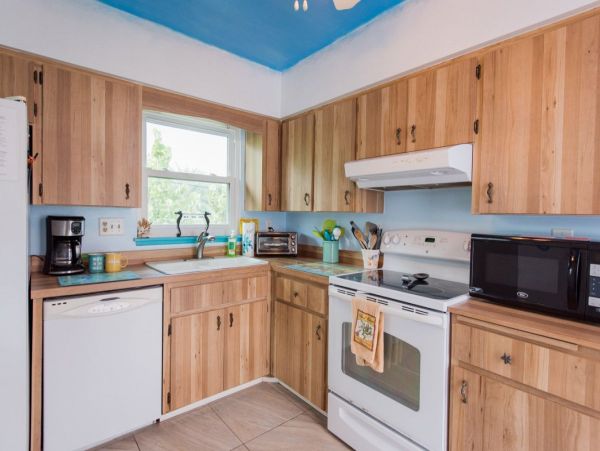 Charming Bay Front Home on North Anna Maria Island