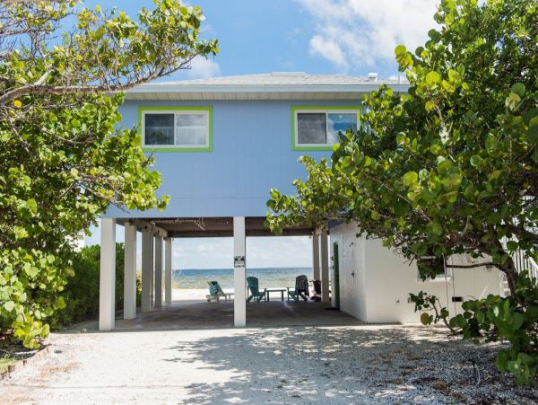 Charming Bay Front Home on North Anna Maria Island