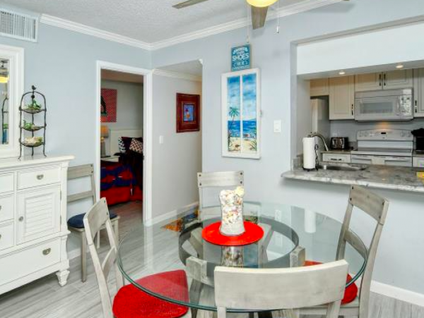 Charming Beachside Condos on Longboat Key