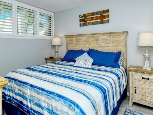 Charming Beachside Condos on Longboat Key