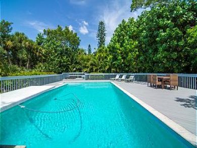 Stunning Sanibel Vacation Rental Sleeps up to 10 Guests