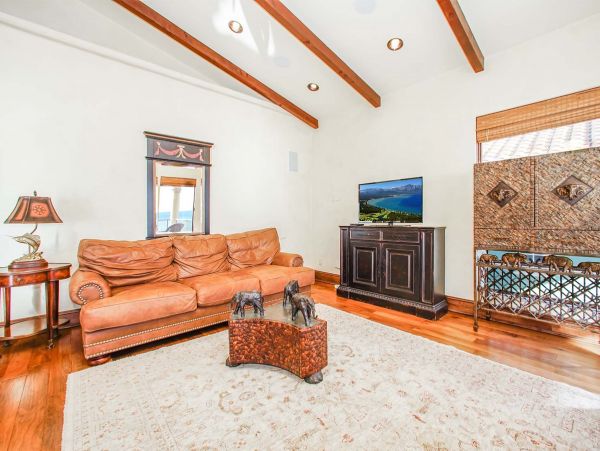 BEACHFRONT Destin Luxury Vacation Rental with Private Pool