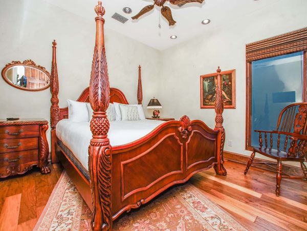 BEACHFRONT Destin Luxury Vacation Rental with Private Pool