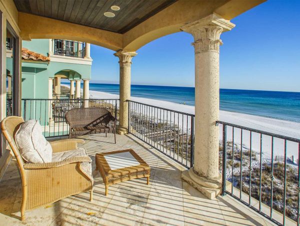 BEACHFRONT Destin Luxury Vacation Rental with Private Pool