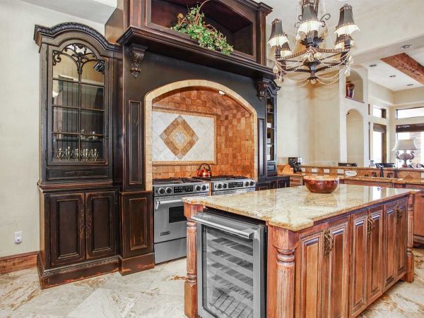 BEACHFRONT Destin Luxury Vacation Rental with Private Pool