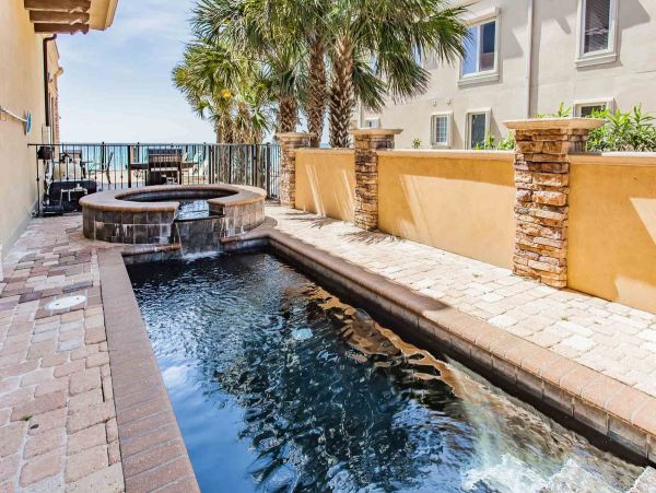 BEACHFRONT Destin Luxury Vacation Rental with Private Pool