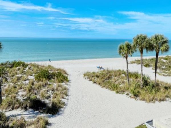 Beachfront Longboat Key Townhome