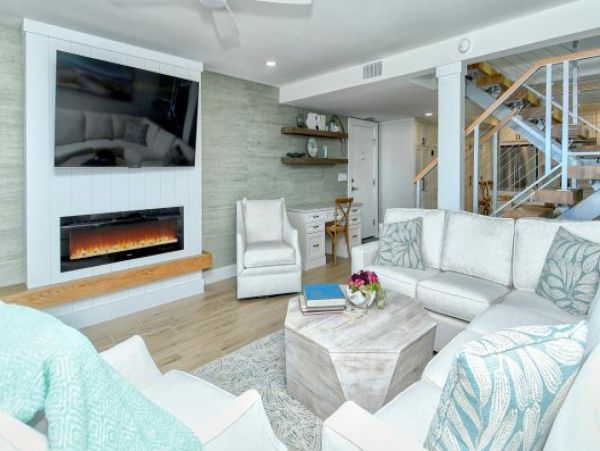 Beachfront Longboat Key Townhome