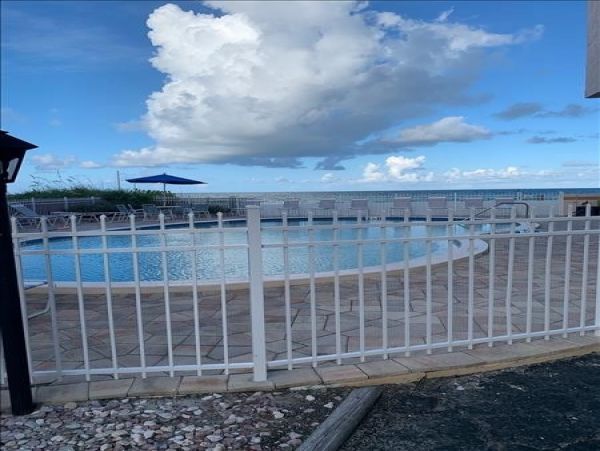 One Bedroom Condo in Gulf Front Complex