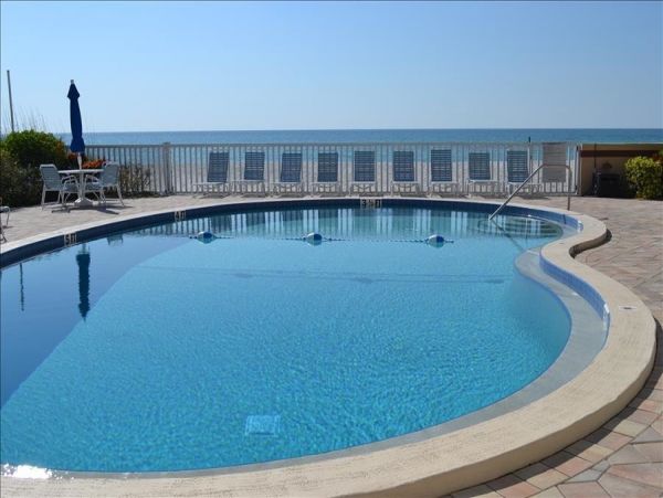 One Bedroom Condo in Gulf Front Complex