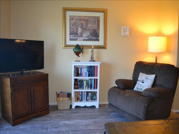 One Bedroom Condo in Gulf Front Complex