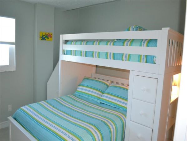 Longboat Key Vacation Condo Sleeps 6 Guests Full Gulf Views
