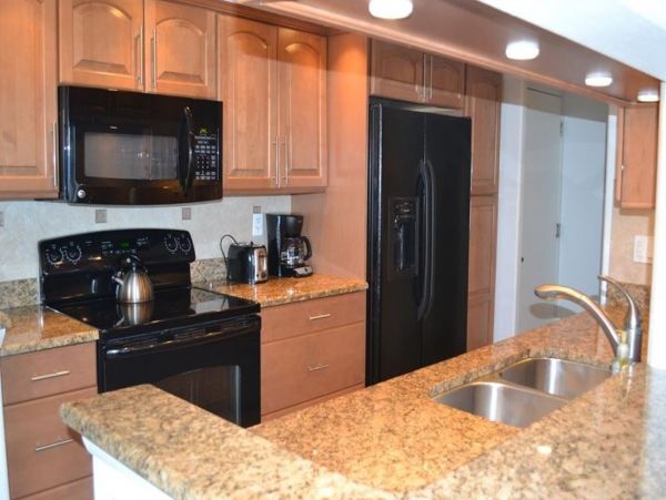 Gulf Front Vacation Rental in Longboat Key 2 Bedrooms