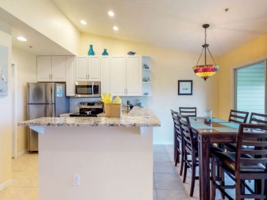 Holmes Beach New 2 Bedroom Condo with Great Furnishings
