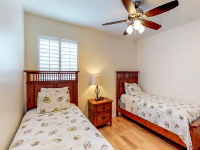 Holmes Beach New 2 Bedroom Condo with Great Furnishings