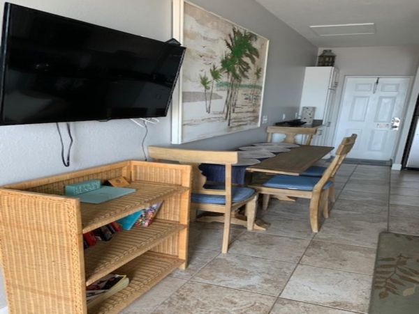 1st floor gulf front unit