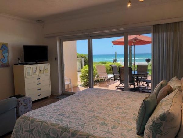 Longboat Studio with Gulf Views