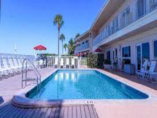 First floor walk out unit with Full Gulf View with 2 double beds
