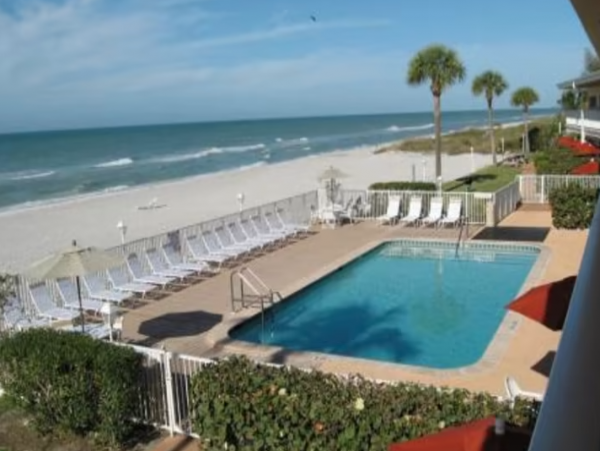 First floor walk out unit with Full Gulf View with 2 double beds