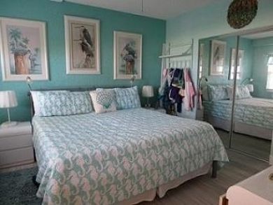 Longboat Key Vacation Rental 2 Bedroom Condo Full Gulf View