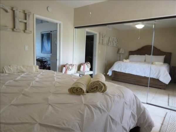 Gulf front 1 Bedroom on Longboat  Great Beach