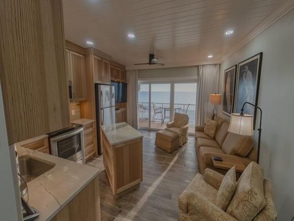 Gulf front 1 Bedroom on Longboat  Great Beach