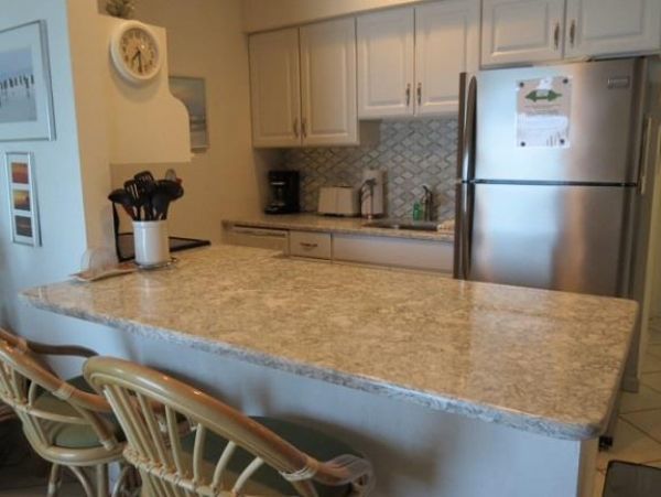 Longboat Key Vacation Condo Located on Beach Gulf Views