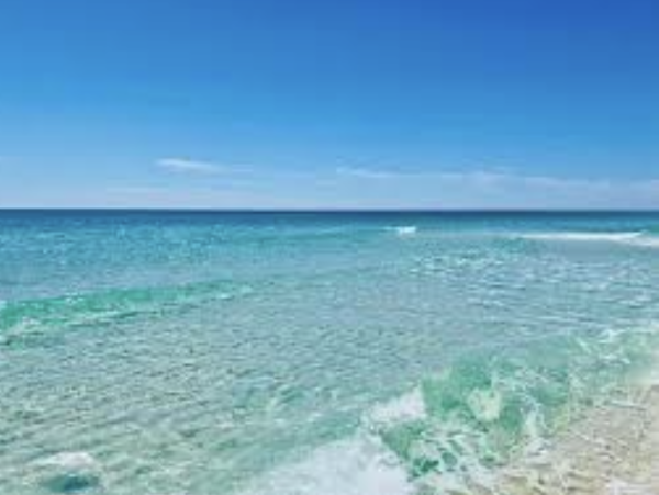 Charming Gulf-View 2-Bedroom Condo with Pool & Beach Access