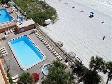 Pool on Beach Pool on Beach