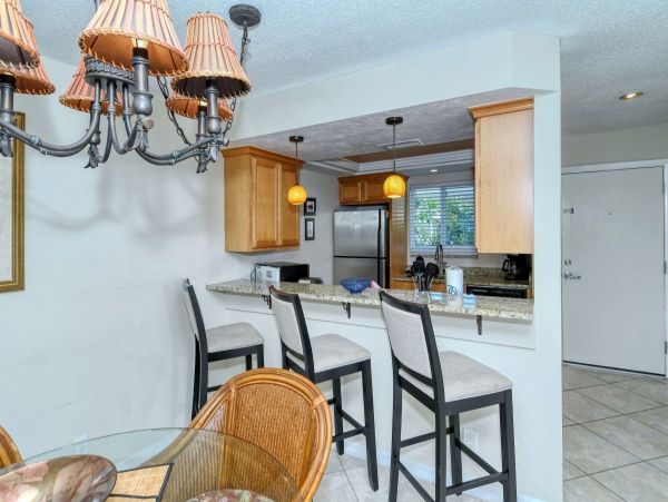 One Bedroom Gulf Views Siesta Key Condo Sleeps 4