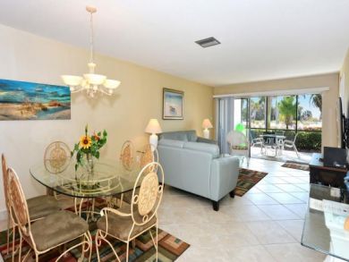 Siesta Key Vacation Condo Sleeps Five Guests.