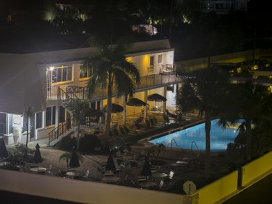 Siesta Key Vacation Condo Sleeps Five Guests.