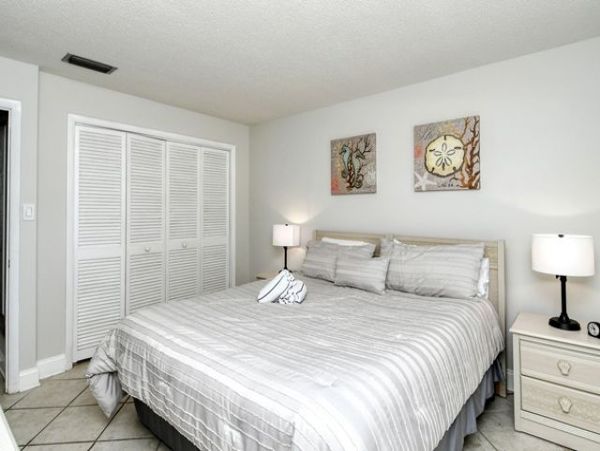 Siesta Key Condo 887576