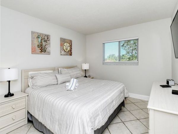 Siesta Key Condo 887576