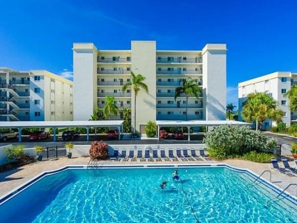 Siesta Key Vacation Condo Gulf  Views and Steps to the Beach
