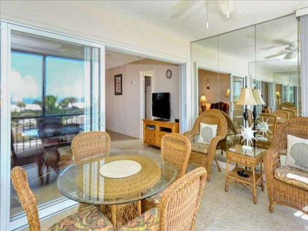 Siesta Key Lovely Close to Village Vacation Rental