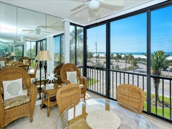 Siesta Key Lovely Close to Village Vacation Rental