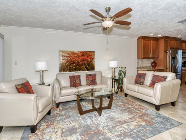 Ocean View 2 Bedroom Condo in Siesta Key Sleeps 4 Guests