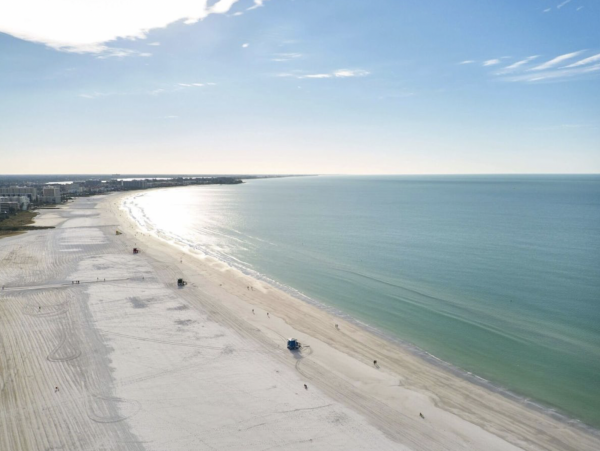 Ocean View 2 Bedroom Condo in Siesta Key Sleeps 4 Guests