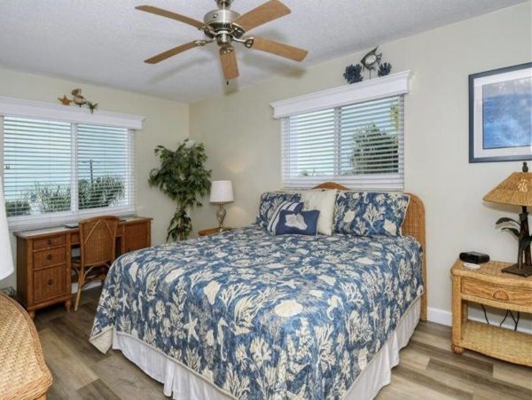 Two Bedroom Condo Sleeps Four Short Walk to Beach